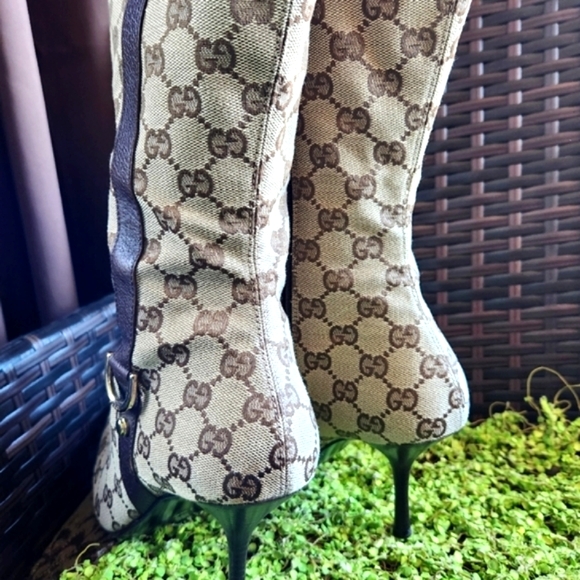 GUCCI Tan GG Canvas Monogram Side Rings Leather Luxury Heels Y2k Pointy Boots 39 - Picture 12 of 13